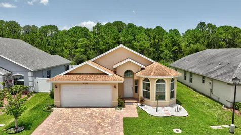 9760 Palm Breezes Drive Fort Pierce FL 34945
