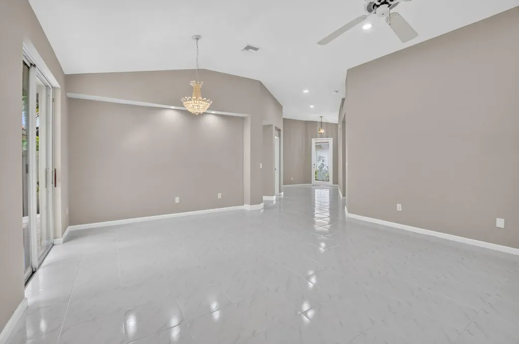 5183 NW 26th Circle Boca Raton FL 33496