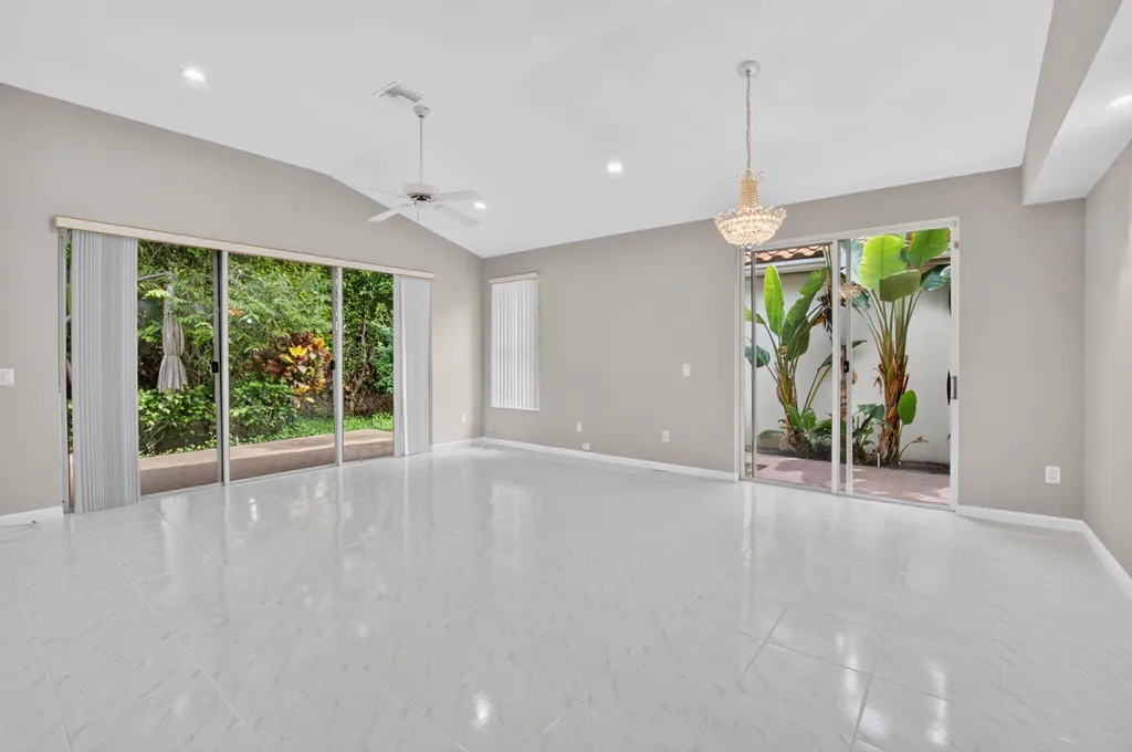 5183 NW 26th Circle Boca Raton FL 33496
