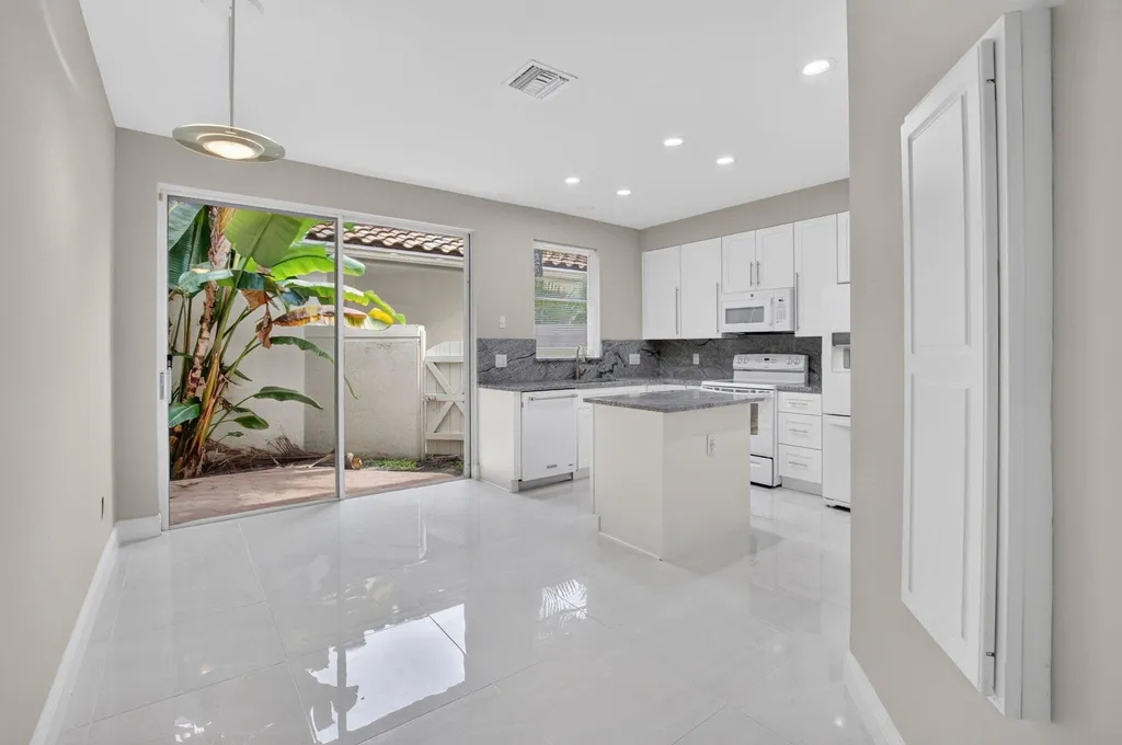 5183 NW 26th Circle Boca Raton FL 33496