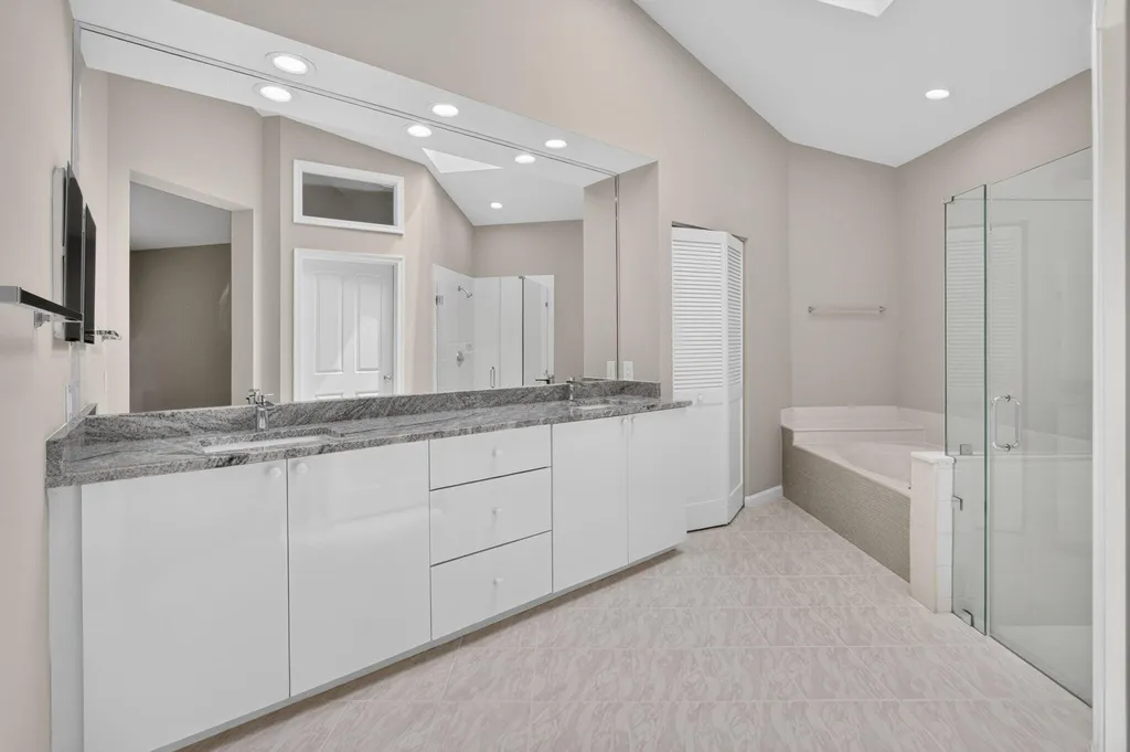 5183 NW 26th Circle Boca Raton FL 33496