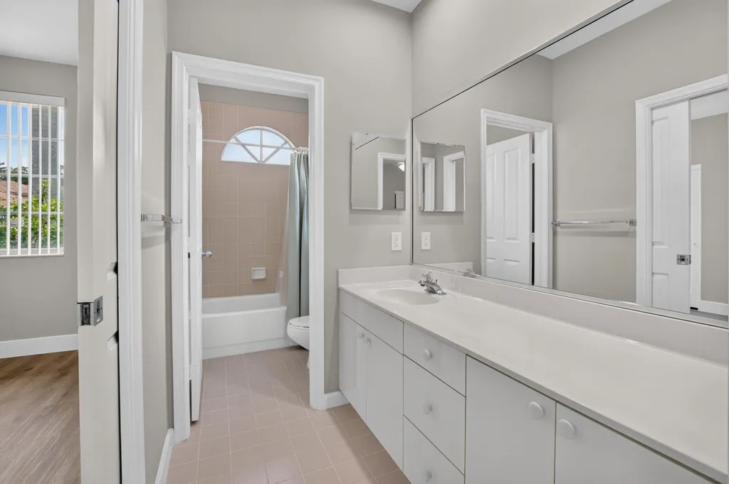 5183 NW 26th Circle Boca Raton FL 33496