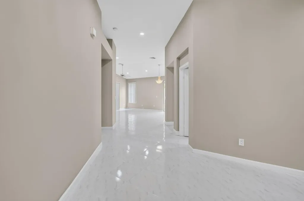 5183 NW 26th Circle Boca Raton FL 33496