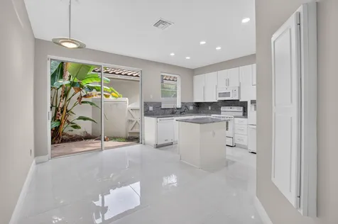 5183 NW 26th Circle Boca Raton FL 33496