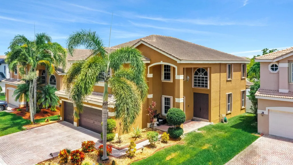 16254 SW 18th Place Miramar FL 33027