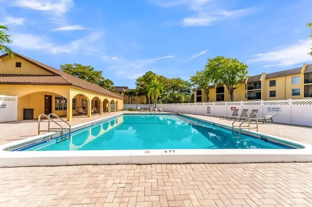 460 NW 20th Street Boca Raton FL 33431