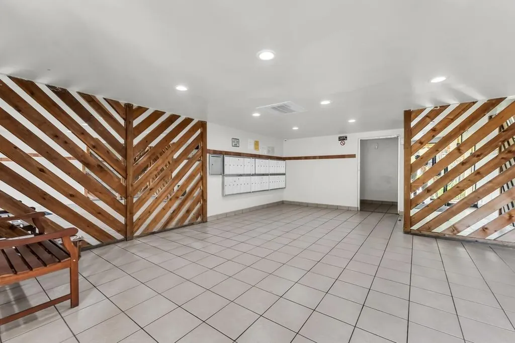 460 NW 20th Street Boca Raton FL 33431