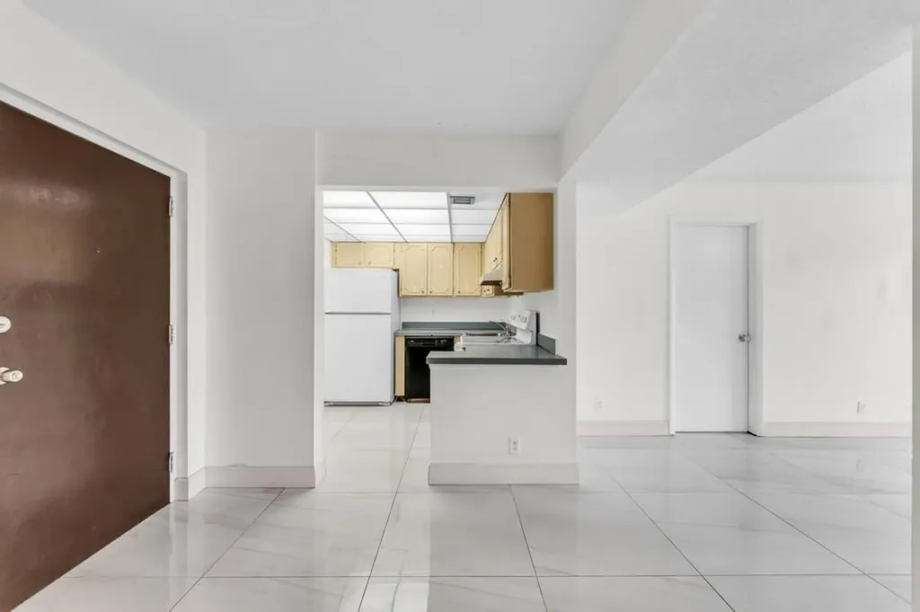 460 NW 20th Street Boca Raton FL 33431
