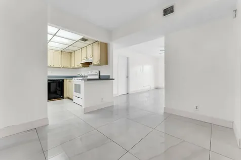 460 NW 20th Street Boca Raton FL 33431