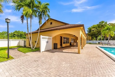 460 NW 20th Street Boca Raton FL 33431