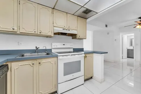 460 NW 20th Street Boca Raton FL 33431