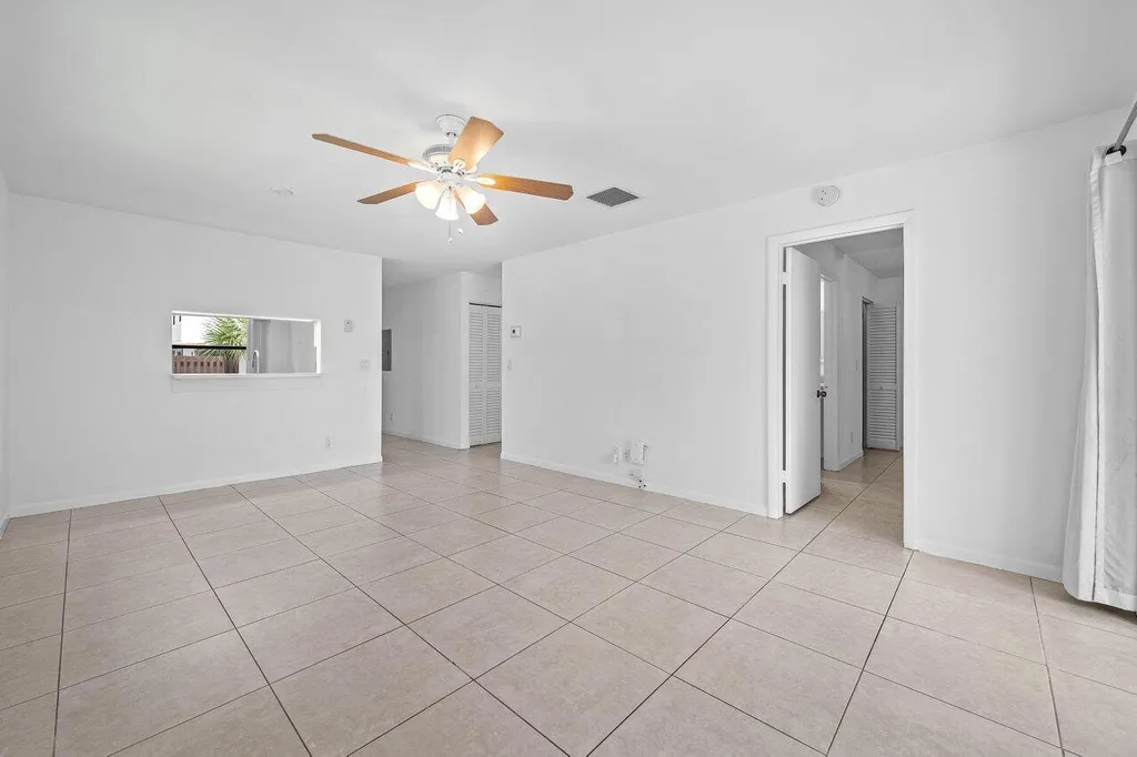 16422 Straw Way Delray Beach FL 33484