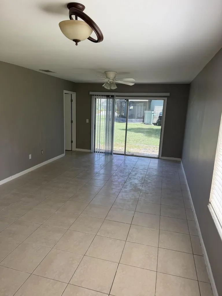 1456 SE Rivergreen Circle Port St Lucie FL 34952