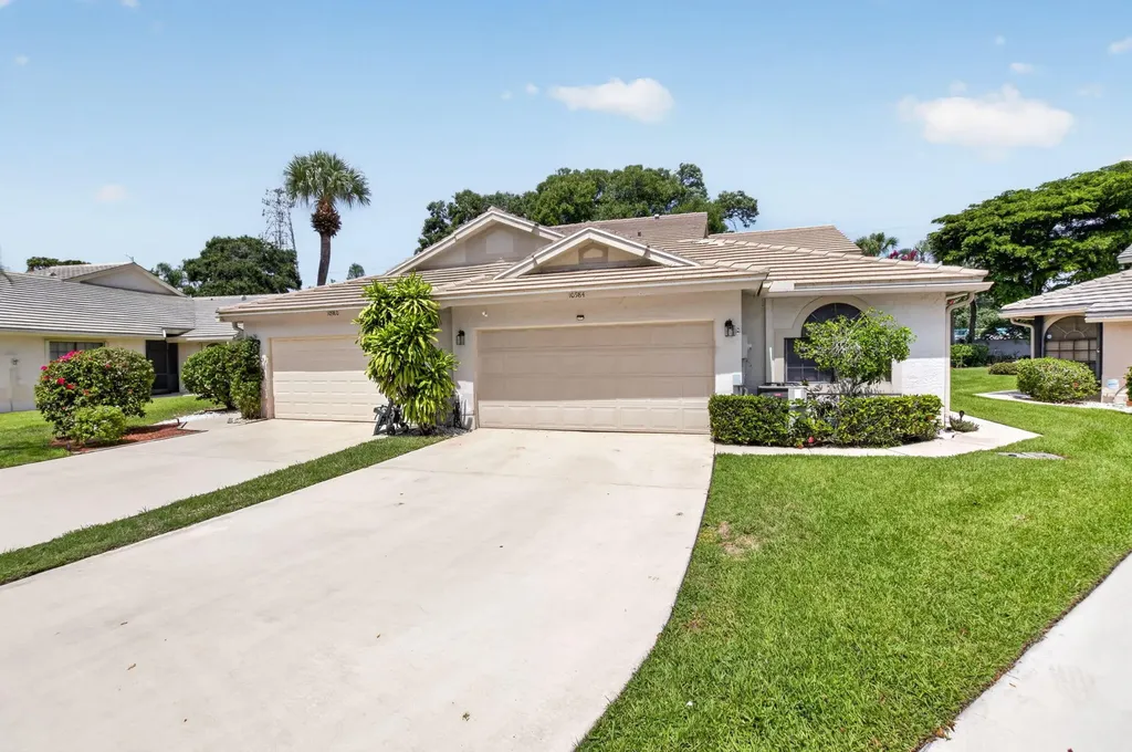 10984 Stafford Circle S Boynton Beach FL 33436