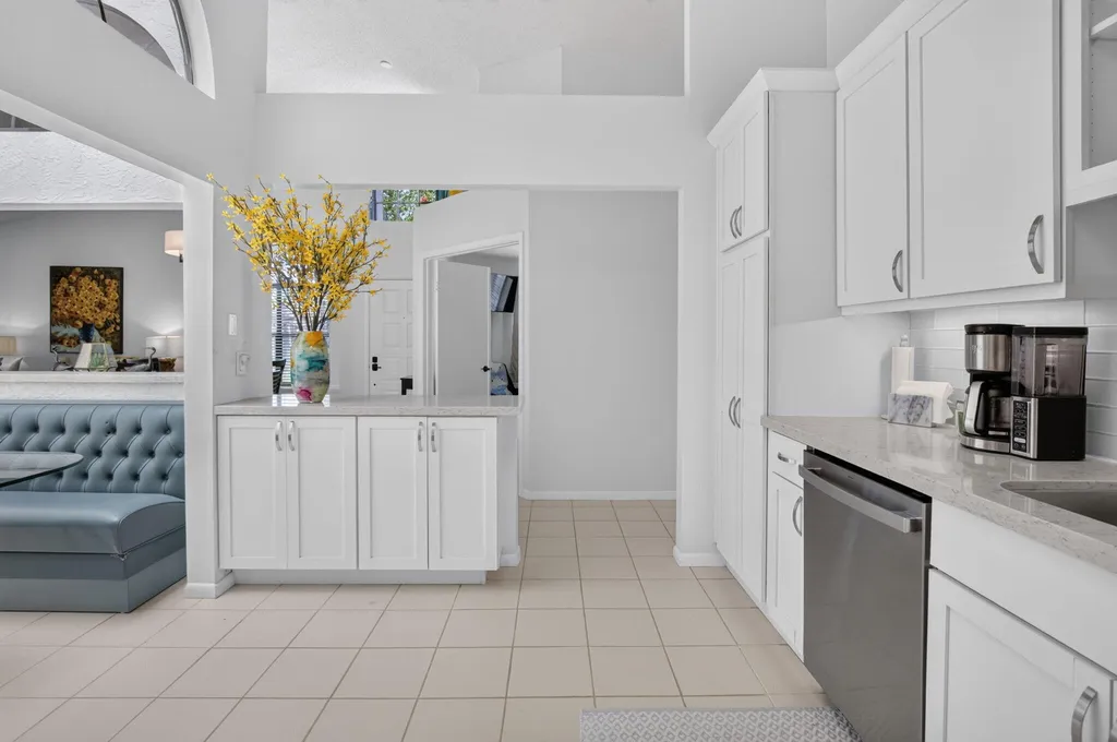 10984 Stafford Circle S Boynton Beach FL 33436