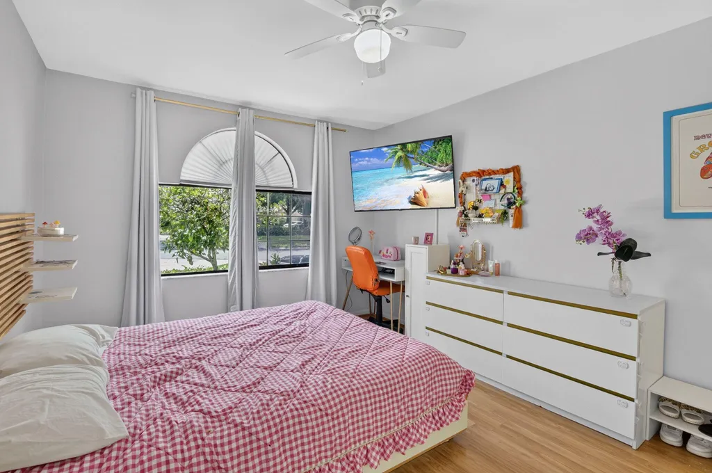 10984 Stafford Circle S Boynton Beach FL 33436