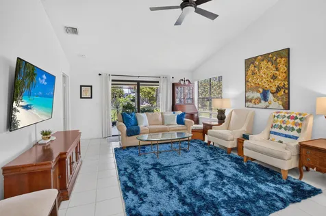 10984 Stafford Circle S Boynton Beach FL 33436
