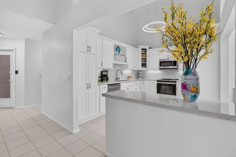 10984 Stafford Circle S Boynton Beach FL 33436