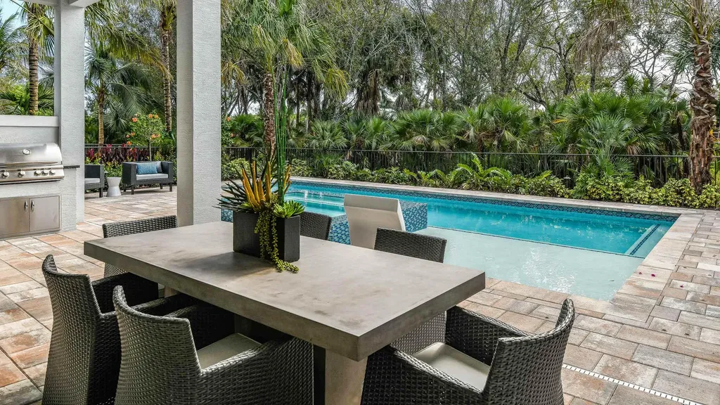 5520 Renoir Place Palm Beach Gardens FL 33418