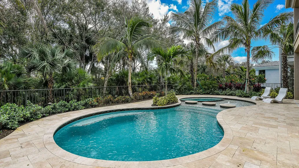 5524 Renoir Place Palm Beach Gardens FL 33418