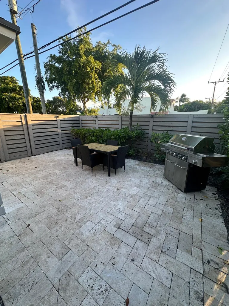 300 Central Drive West Palm Beach FL 33405