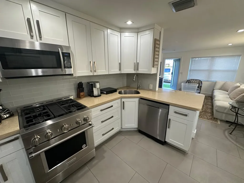 300 Central Drive West Palm Beach FL 33405