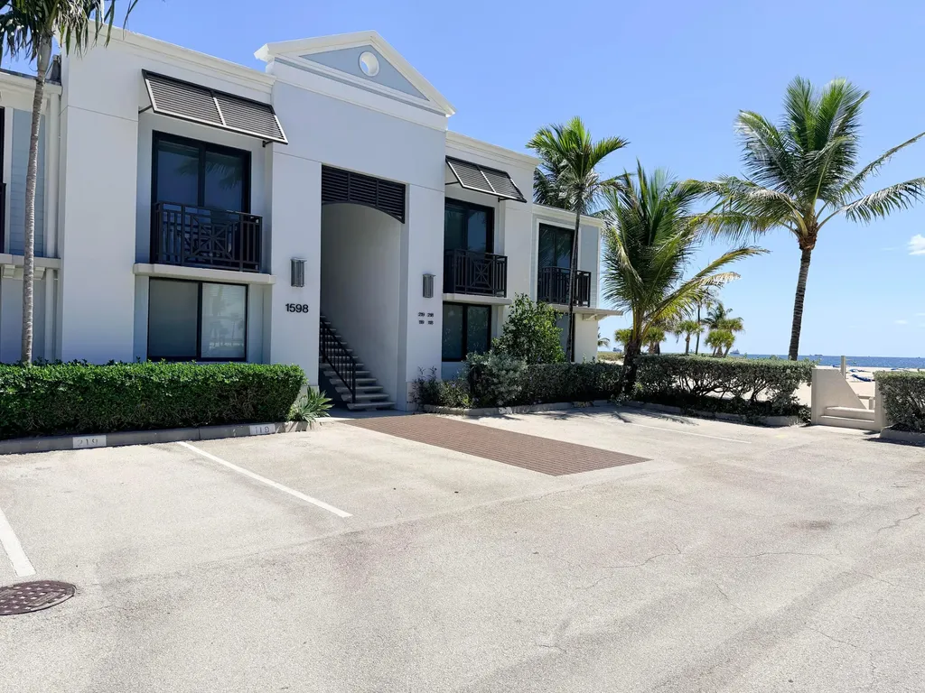 1598 S Ocean Lane Fort Lauderdale FL 33316