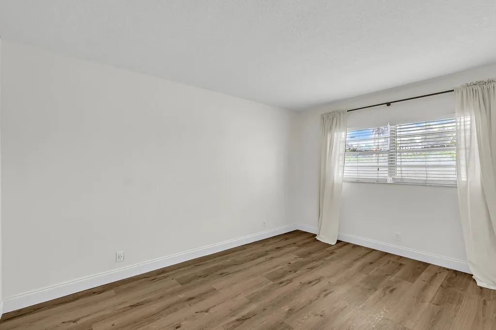 100 Royal Palm Way Boca Raton FL 33432