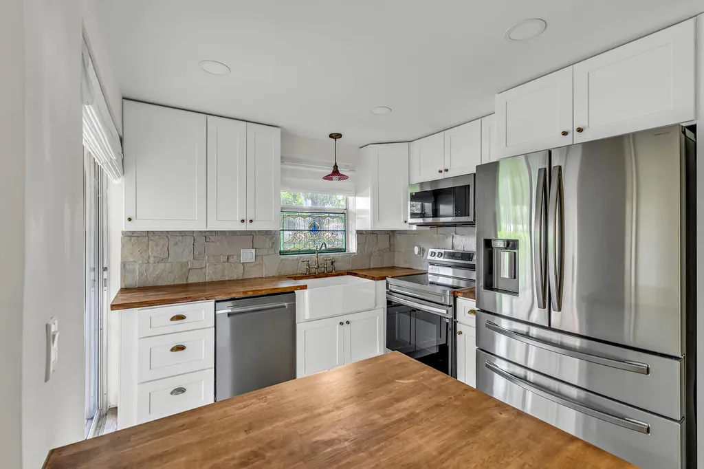 100 Royal Palm Way Boca Raton FL 33432