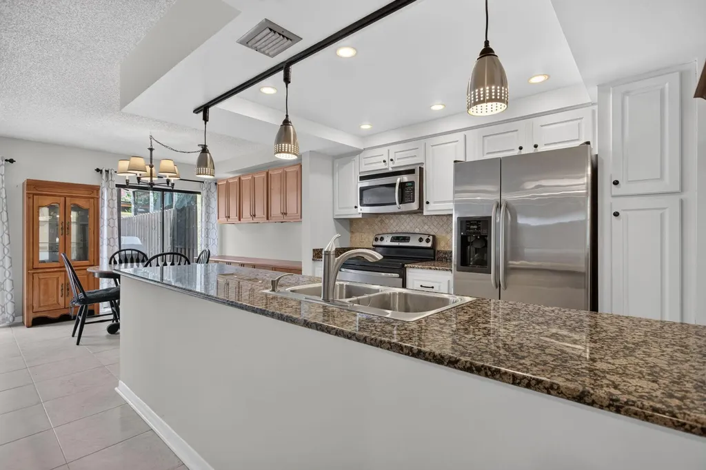 1133 NW 79th Drive Plantation FL 33322