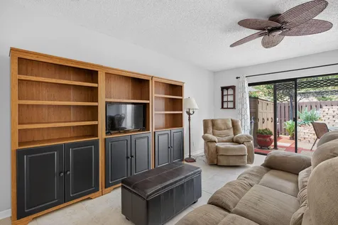 1133 NW 79th Drive Plantation FL 33322