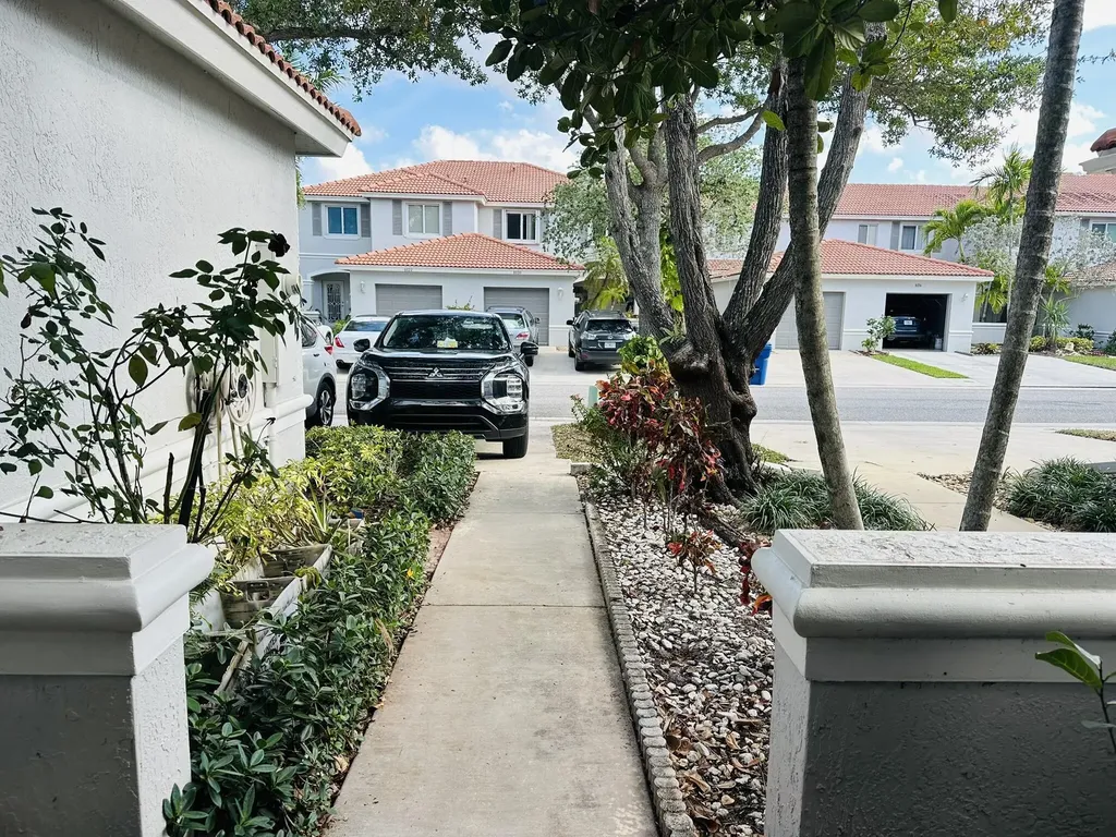 8023 Big Pine Way Riviera Beach FL 33407