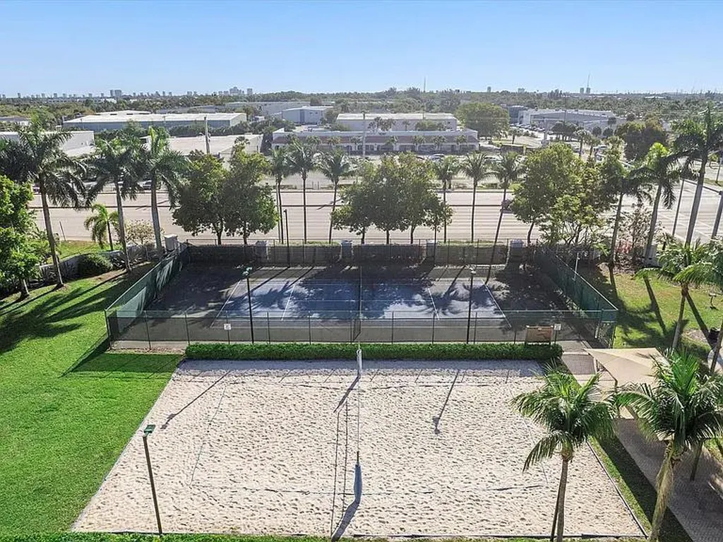 8023 Big Pine Way Riviera Beach FL 33407