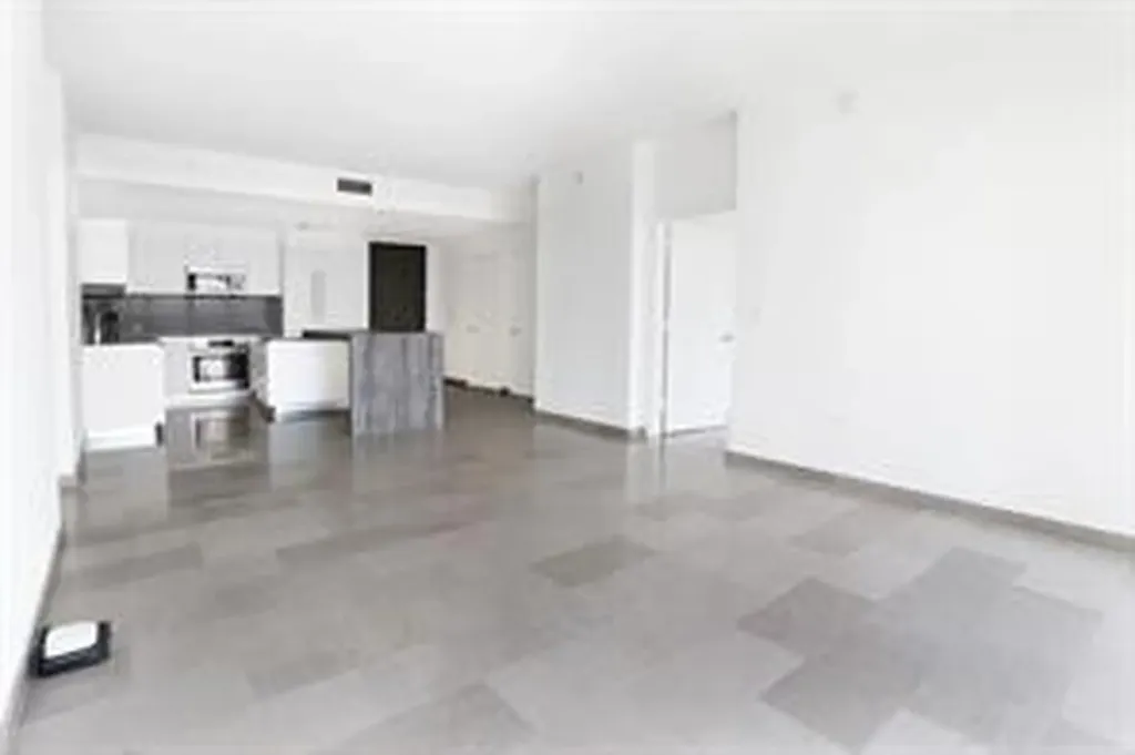 88 SW 7th Street Miami FL 33130