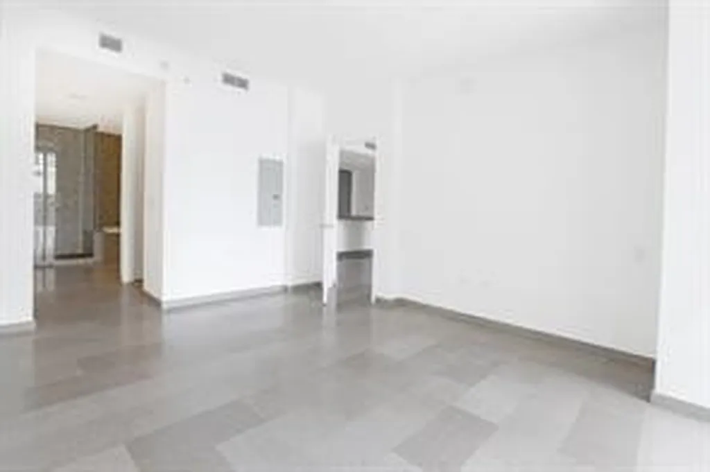 88 SW 7th Street Miami FL 33130