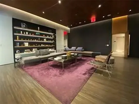 88 SW 7th Street Miami FL 33130
