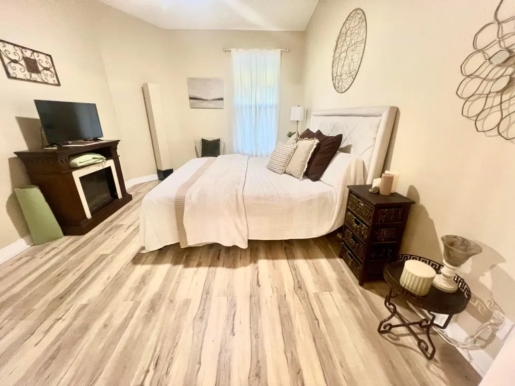 10619 SW Cam Run Port St Lucie FL 34987