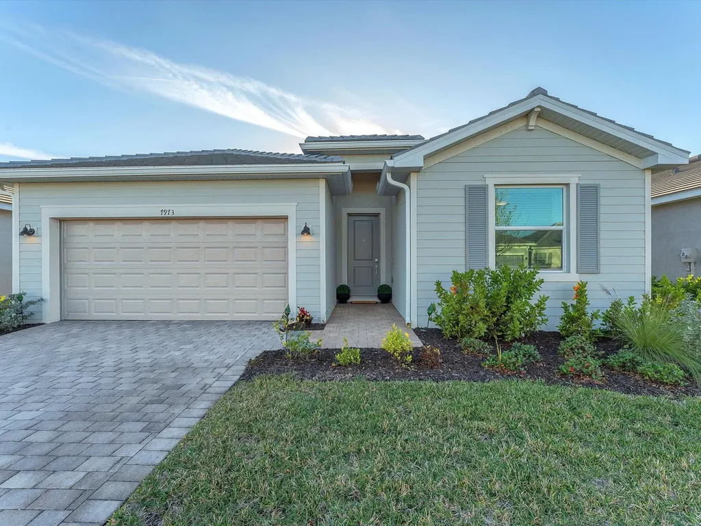 7973 Lakes Edge Lane Port Charlotte FL 33981