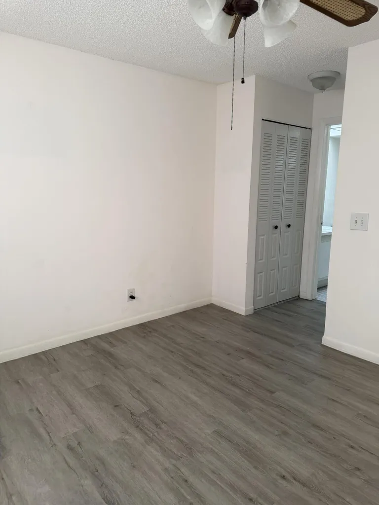 10442 Sunrise Lakes Boulevard Sunrise FL 33322