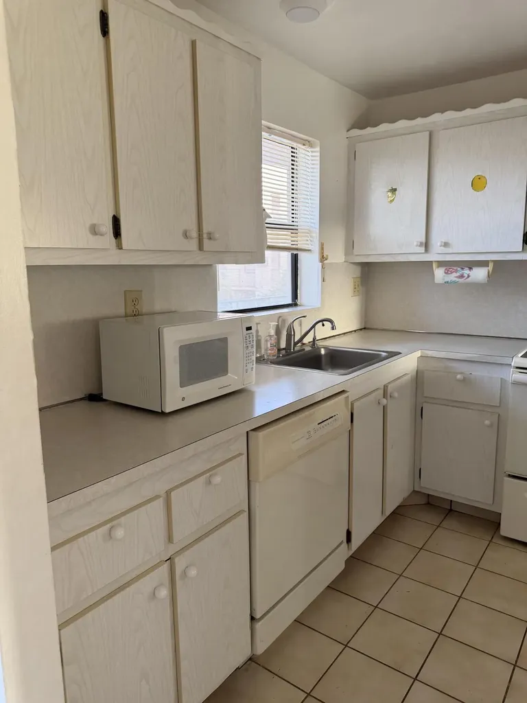 10442 Sunrise Lakes Boulevard Sunrise FL 33322