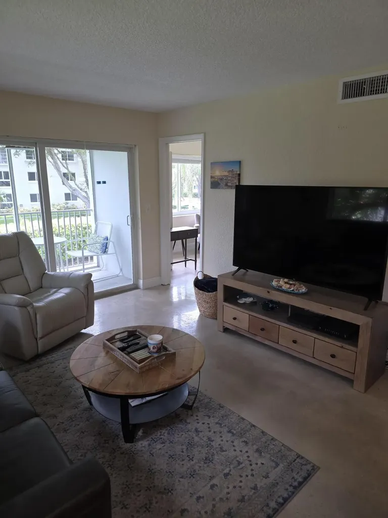 207 Tropic Isle Drive Delray Beach FL 33483