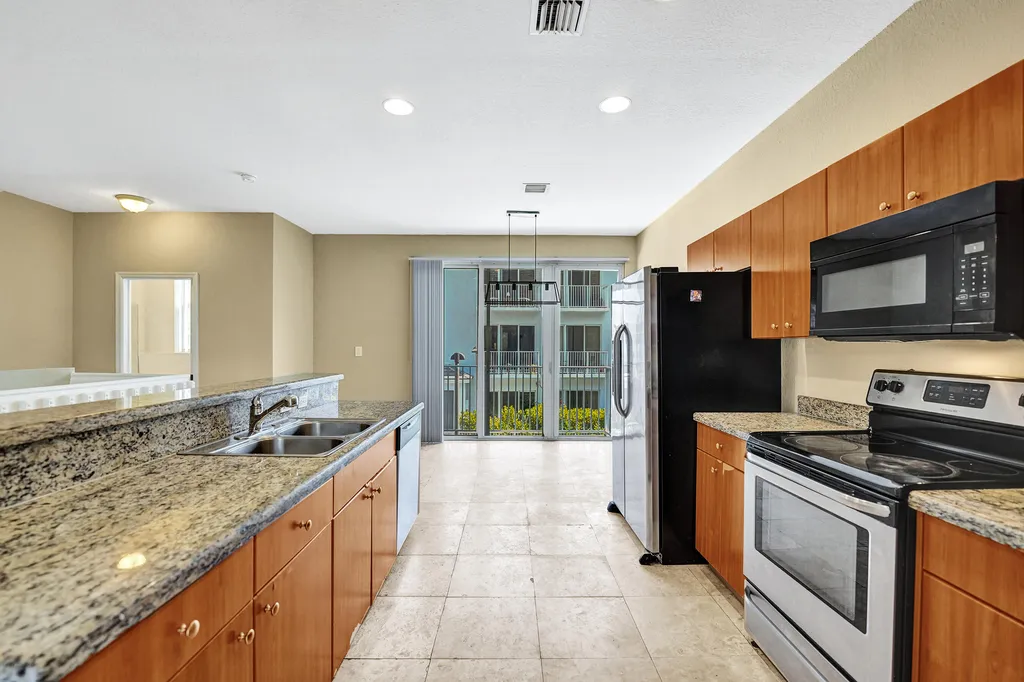2725 NE 8th Avenue Wilton Manors FL 33334