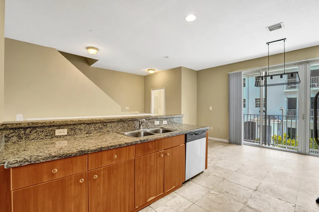 2725 NE 8th Avenue Wilton Manors FL 33334