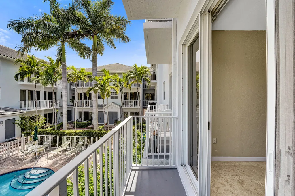 2725 NE 8th Avenue Wilton Manors FL 33334