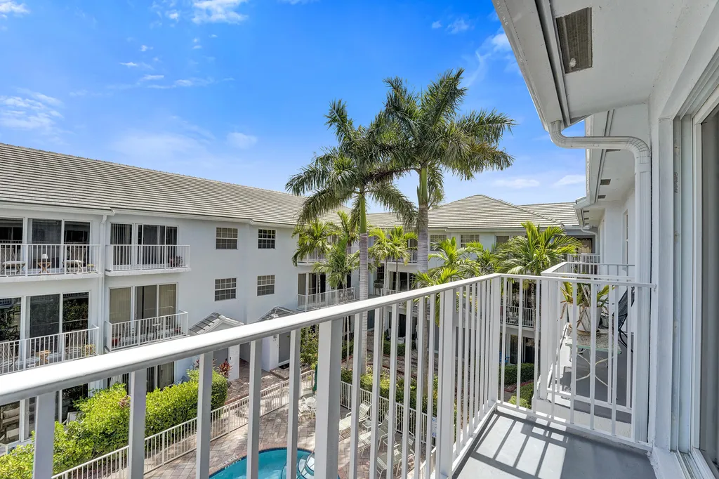 2725 NE 8th Avenue Wilton Manors FL 33334