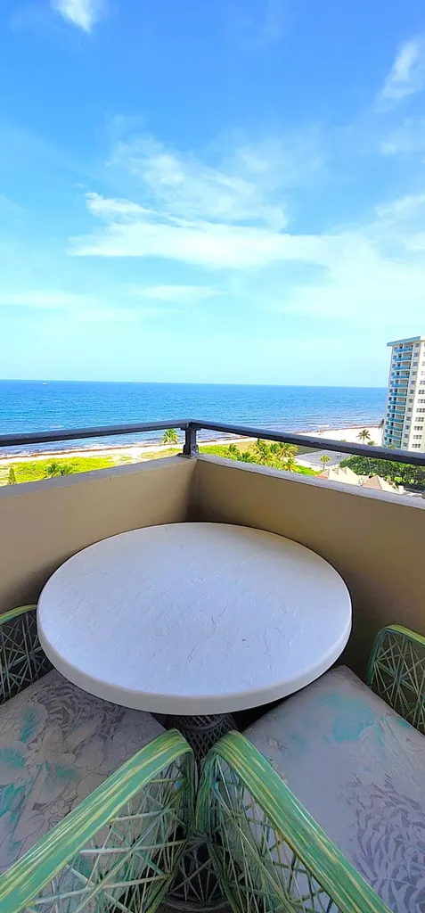 2000 S Ocean Boulevard Lauderdale By The Sea FL 33062