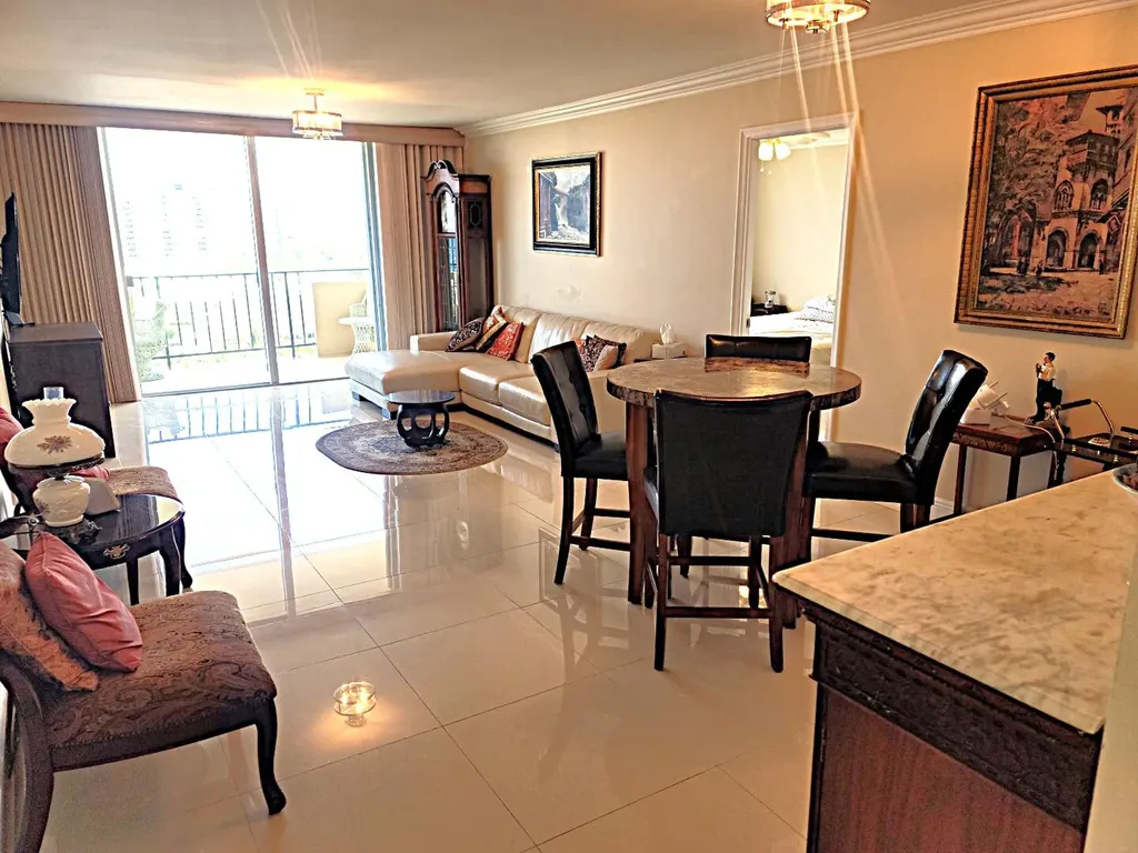 2000 S Ocean Boulevard Lauderdale By The Sea FL 33062