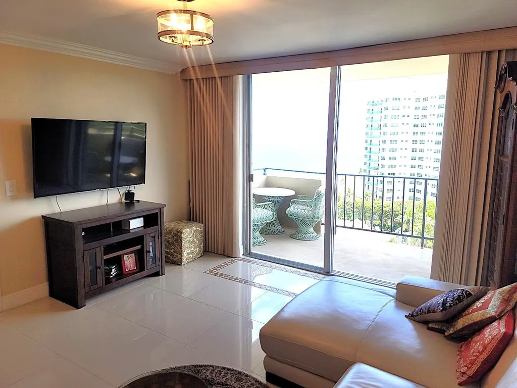 2000 S Ocean Boulevard Lauderdale By The Sea FL 33062