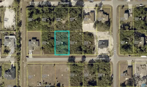 2906 5th Street Lehigh Acres FL 33976
