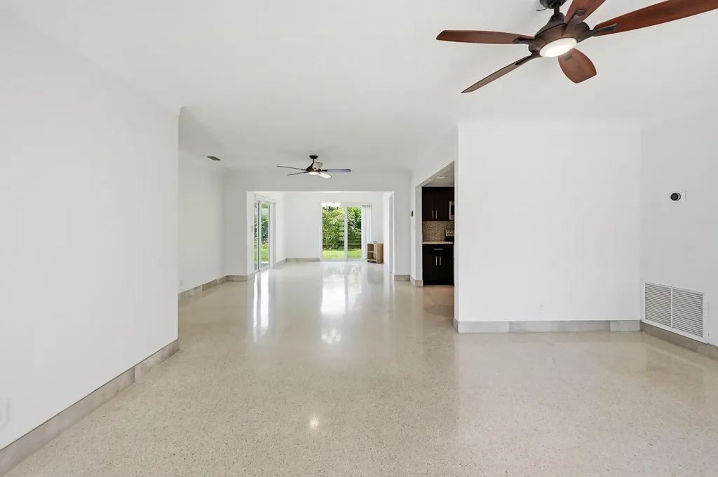200 NE 28th Terrace Boca Raton FL 33431